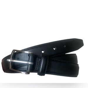 Lands End Men’s Black Leather Belt Brushed Silver Tone Buckle Size 46